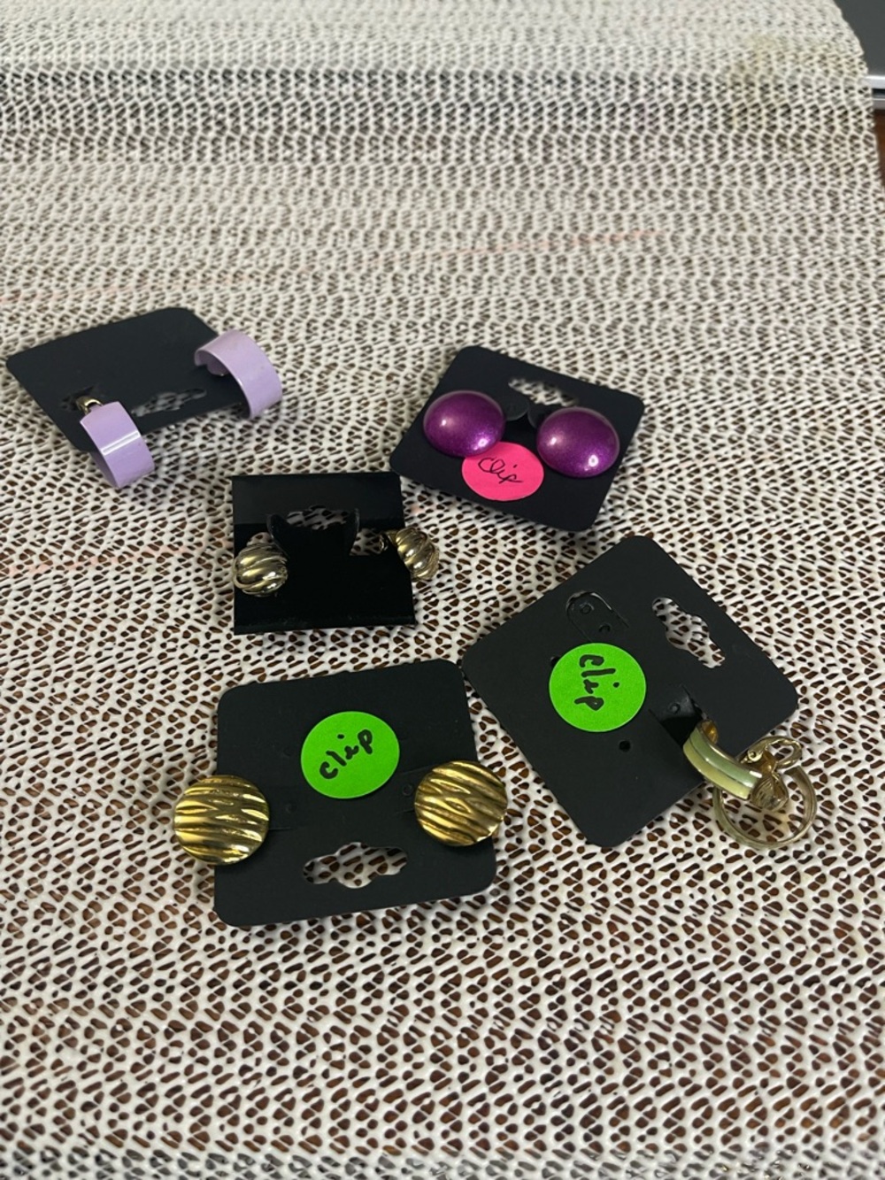 Source Unknown Purple and Gold Clip-On Earrings Set